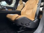 Volvo XC60 2024 Musta