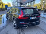 Volvo XC60 2024 Musta