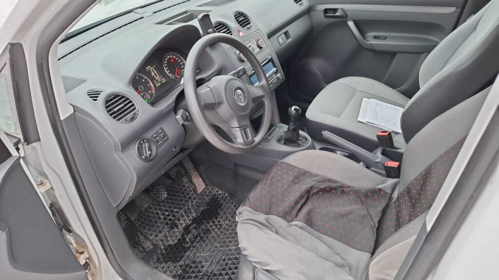 Volkswagen Caddy 2011 Valkoinen