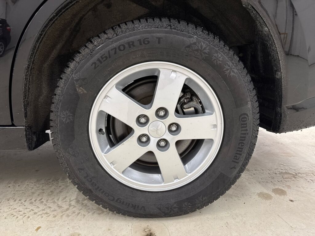 Mitsubishi Outlander PHEV 2019 Musta