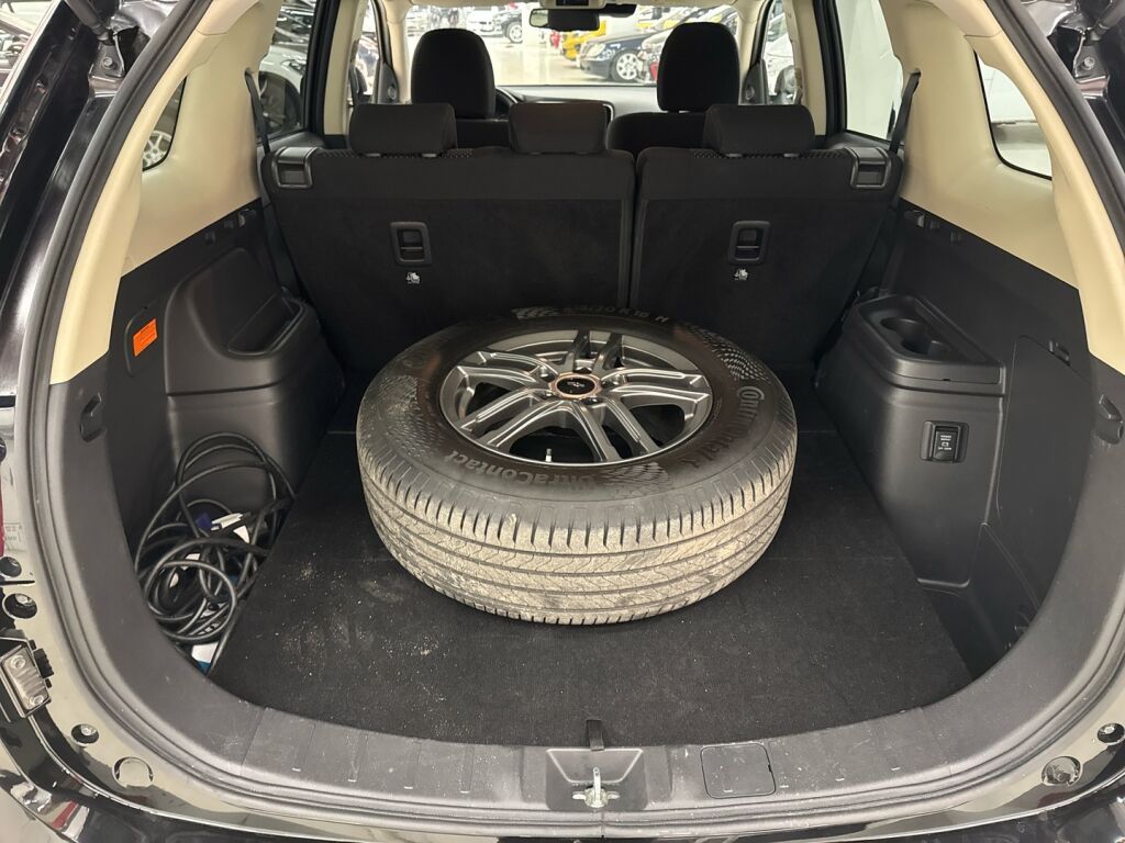 Mitsubishi Outlander PHEV 2019 Musta