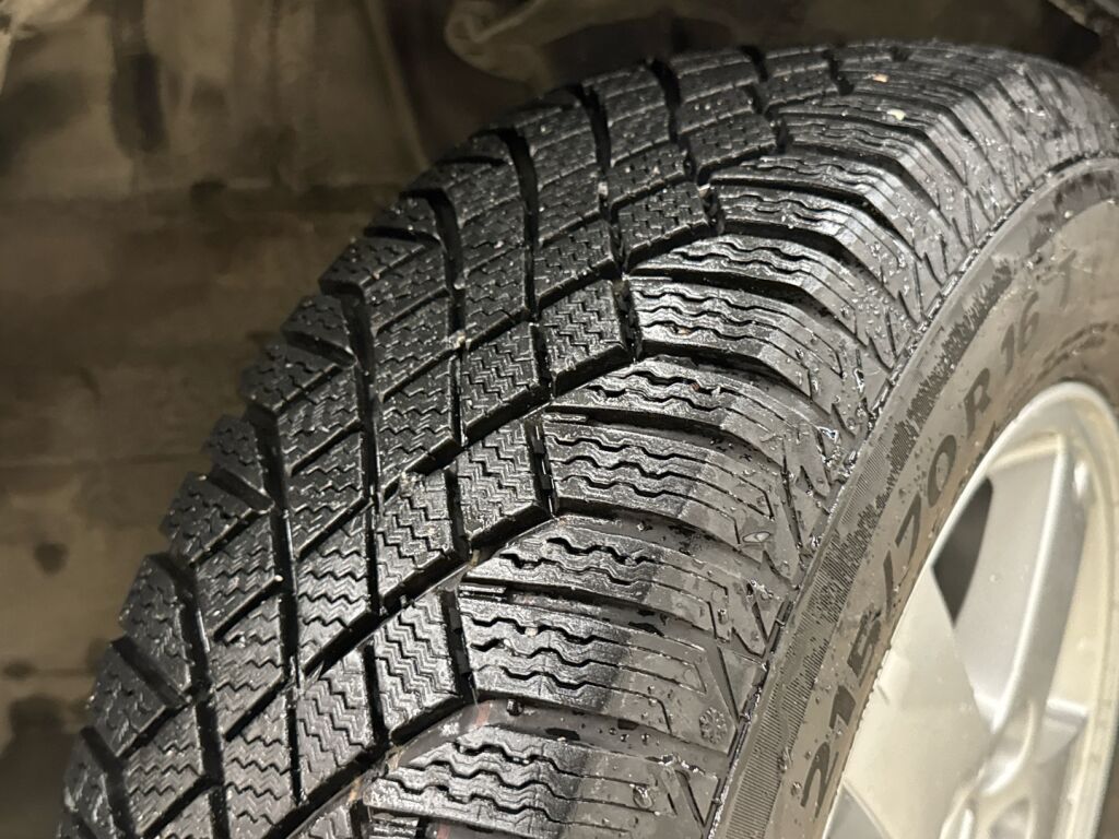 Mitsubishi Outlander PHEV 2019 Musta