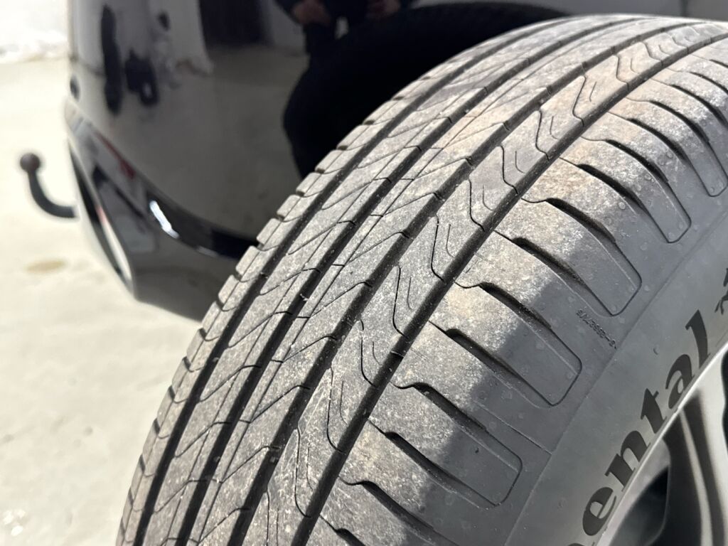 Mitsubishi Outlander PHEV 2019 Musta