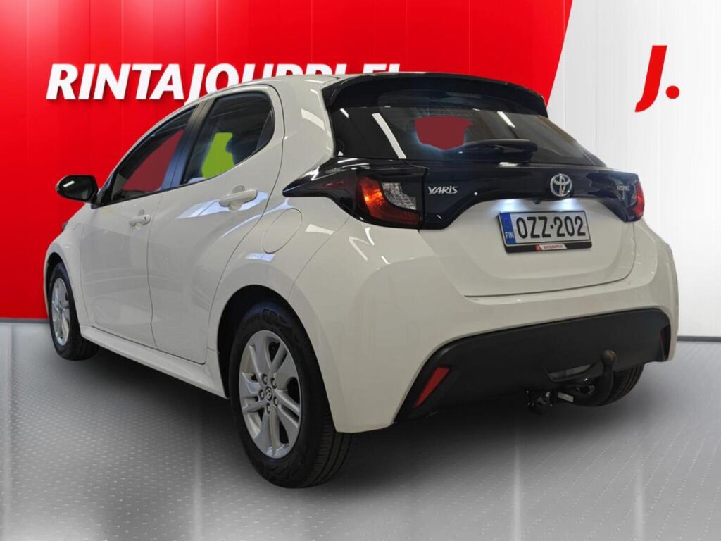 Toyota Yaris 2023 Valkoinen