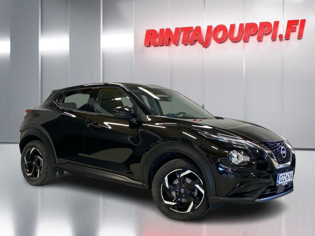 Nissan Juke 2023 Musta