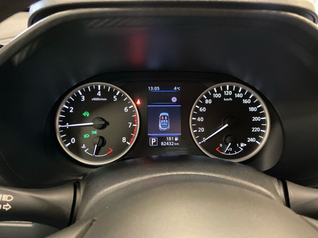 Nissan Juke 2023 Musta