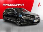 Volkswagen Passat 2023 Musta
