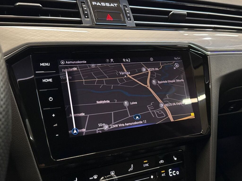 Volkswagen Passat 2023 Musta