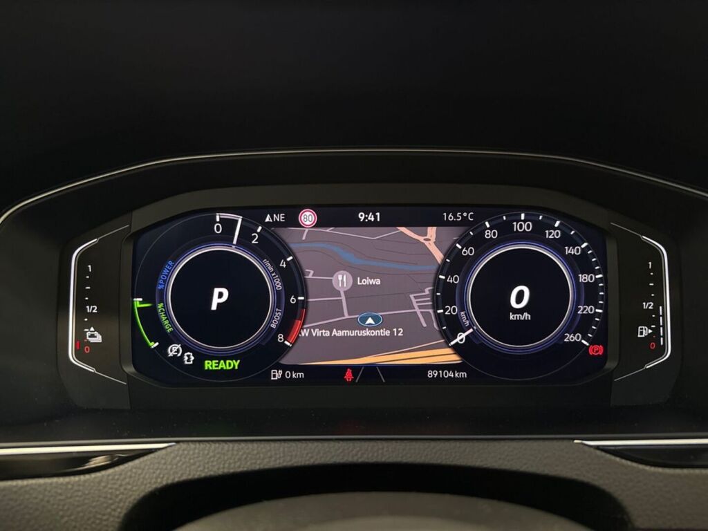 Volkswagen Passat 2023 Musta