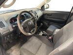 Toyota Hilux 2015 Punainen