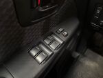 Toyota Hilux 2015 Punainen