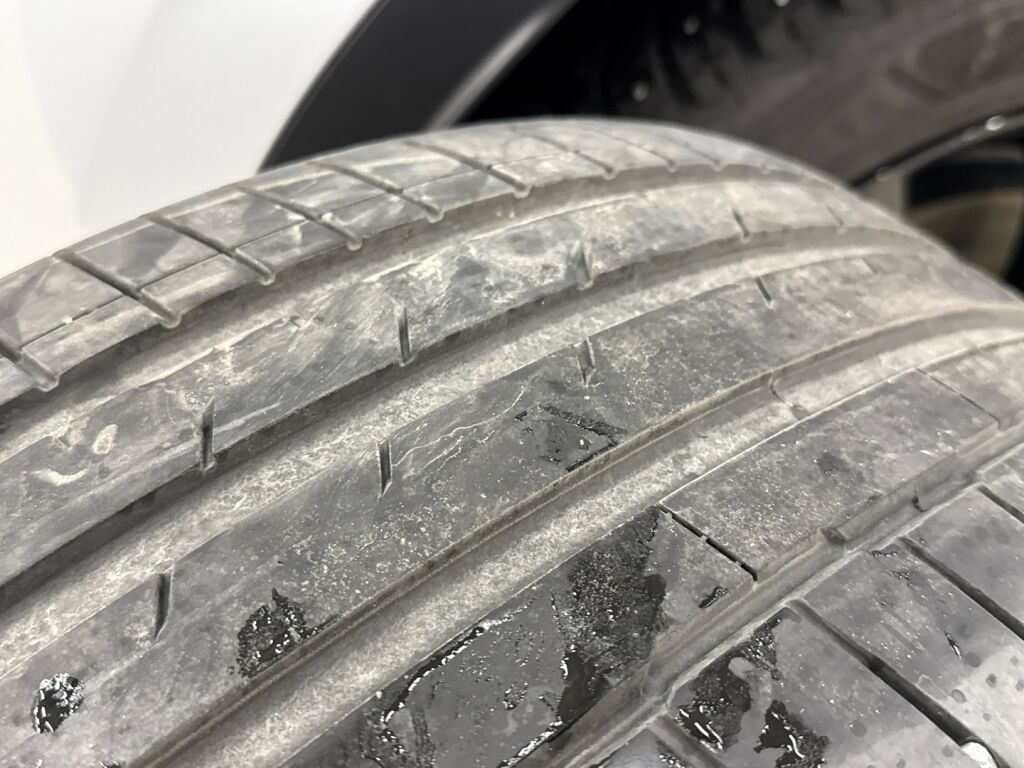 Volkswagen ID.4 2023 9