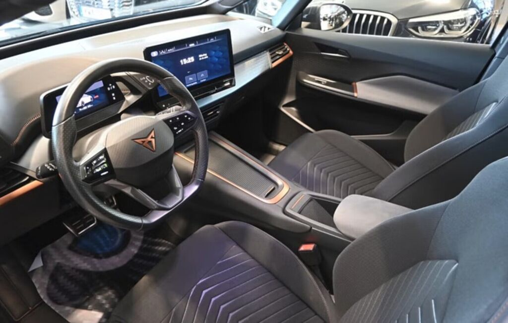 Cupra Born 2022 Harmaa