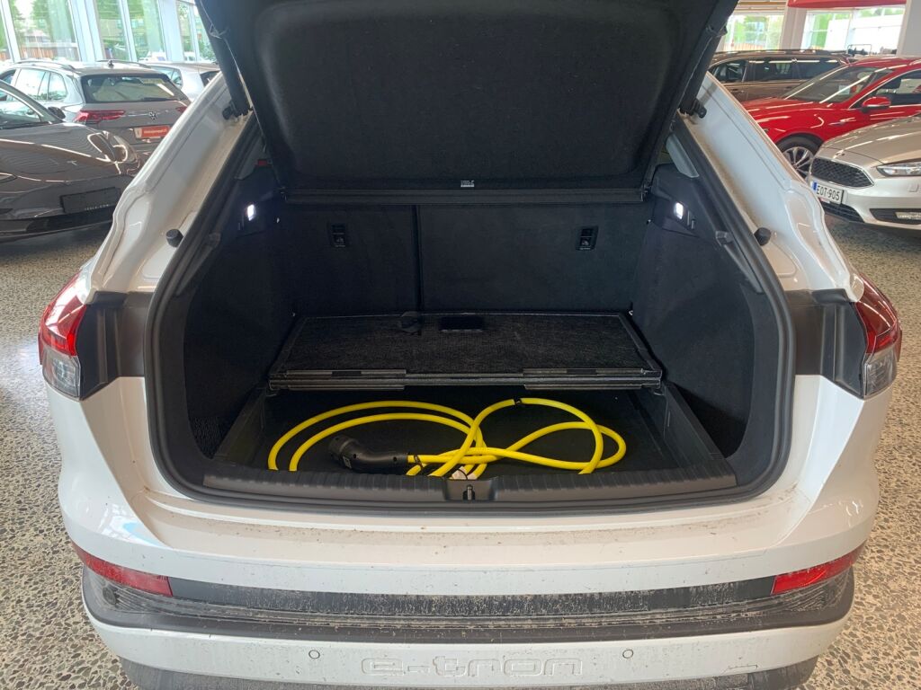 Audi Q4 e-tron 2023 