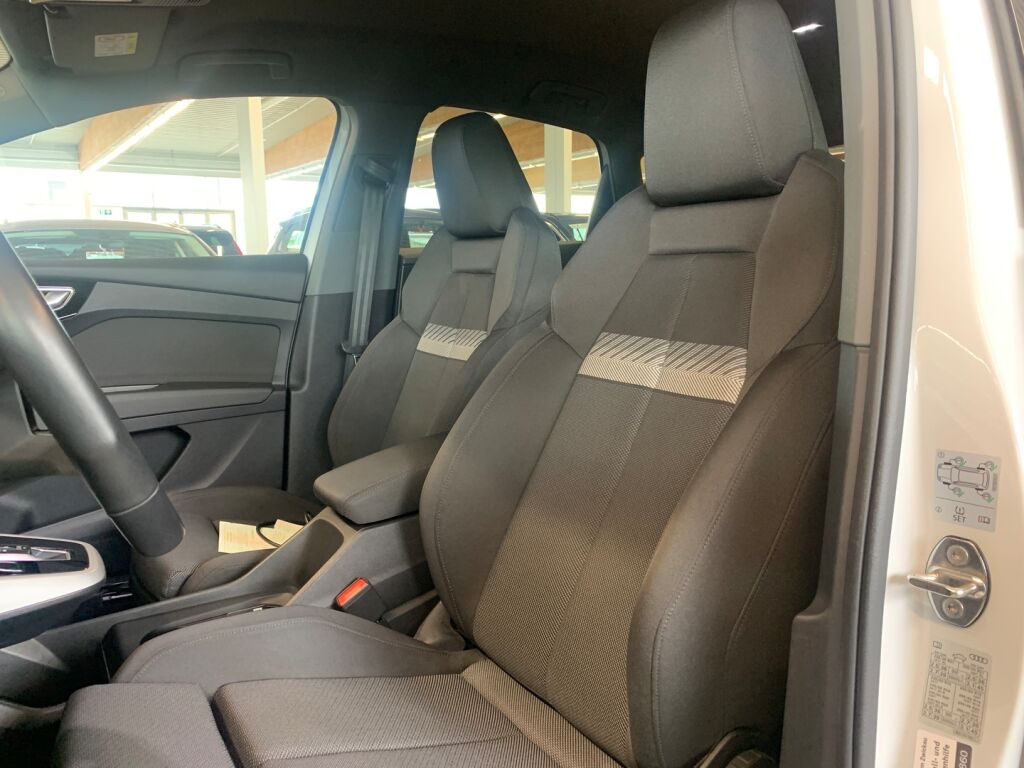 Audi Q4 e-tron 2023 