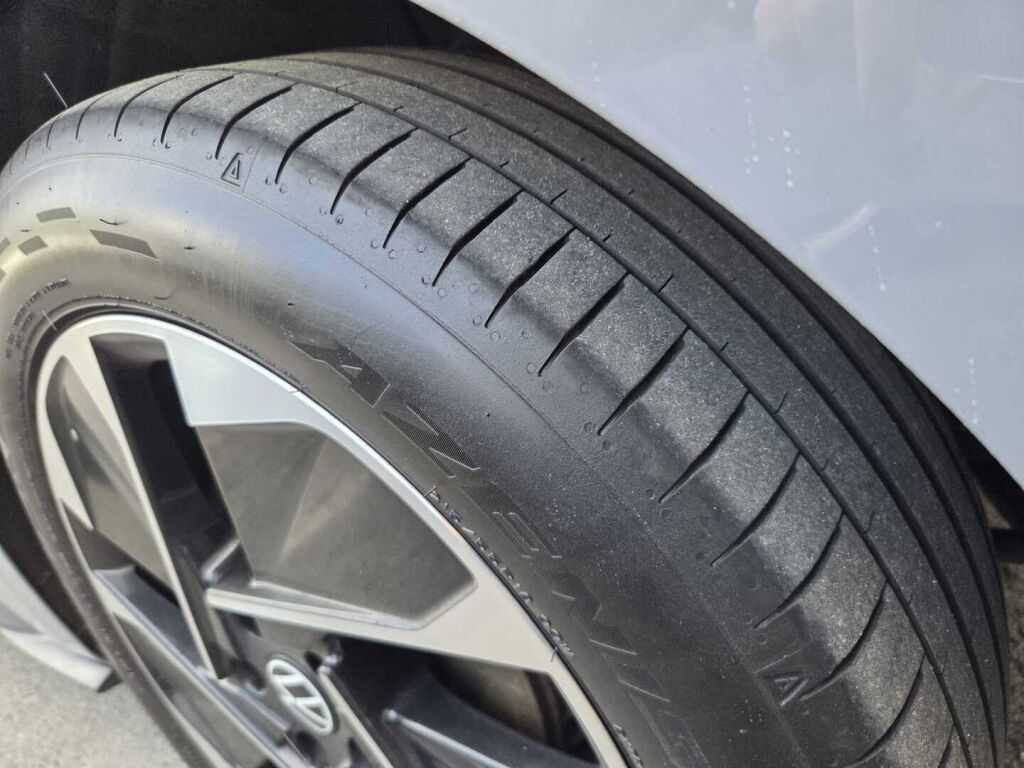 Volkswagen ID.3 2022 Harmaa (Moonstone Grey)