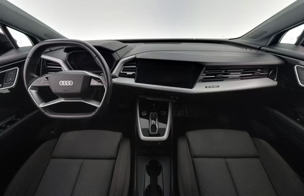 Audi Q4 e-tron 2023 
