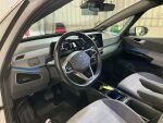 Volkswagen ID.3 2021 Met.valkoinen/musta katto