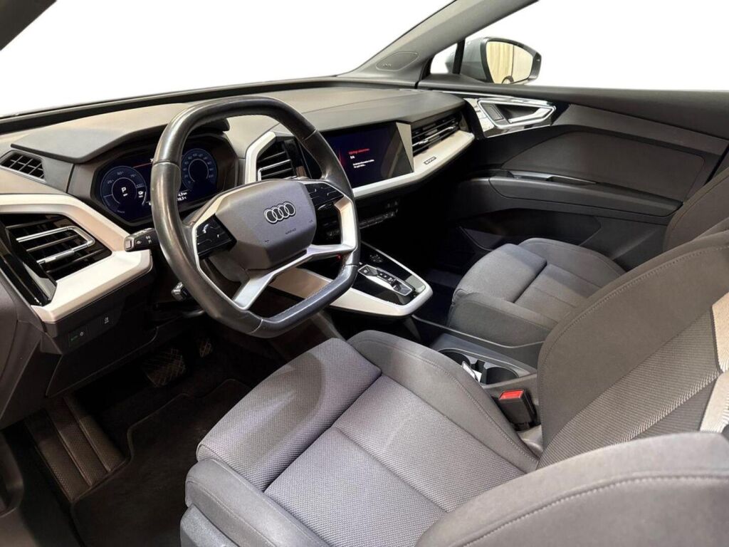 Audi Q4 e-tron 2023 