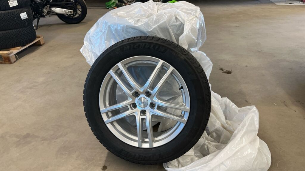 Audi Q4 e-tron 2023 
