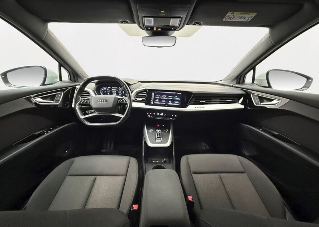 Audi Q4 e-tron 2023 Valkoinen