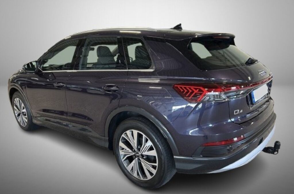 Audi Q4 e-tron 2023 Violetti (Aurora Violet Metallic)