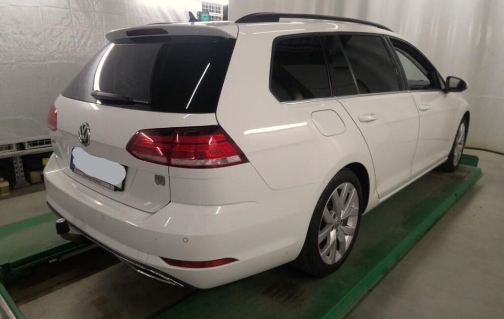 Volkswagen Golf 2021 