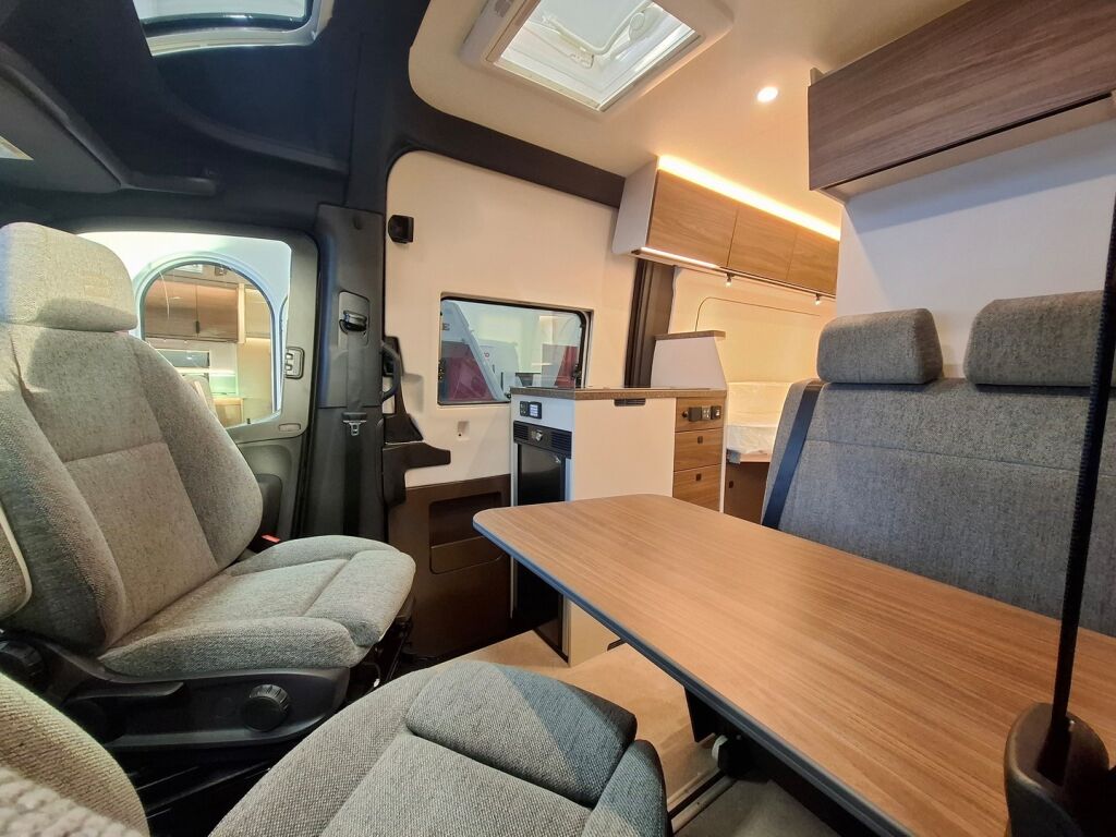 Bürstner HABITON HM 6.0 VAN 2026 Musta