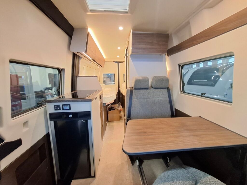 Bürstner HABITON HM 6.0 VAN 2026 Musta
