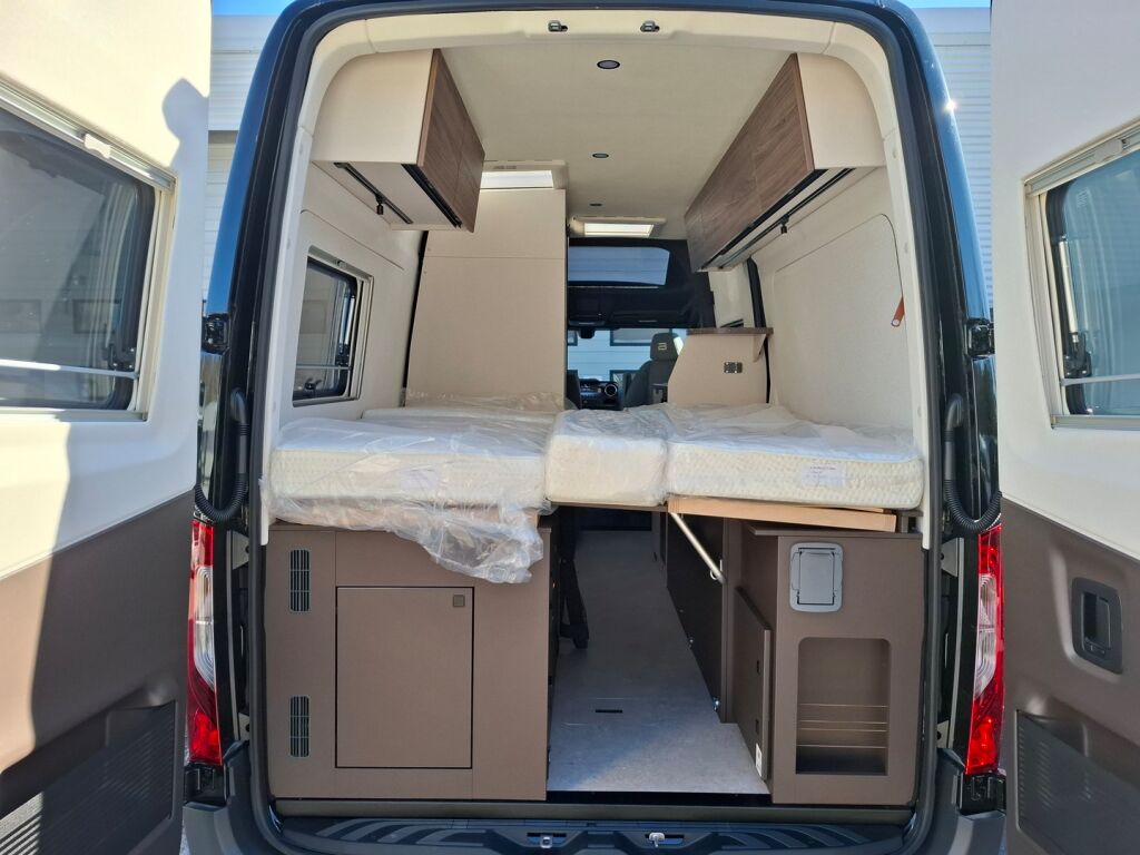 Bürstner HABITON HMX 6.0 VAN 2026 Musta