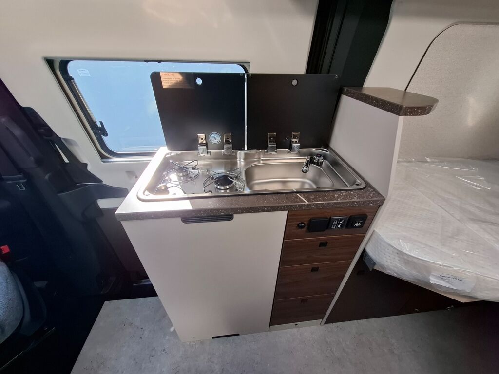 Bürstner HABITON HMX 6.0 VAN 2026 Musta