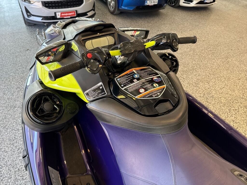 Sea-doo RXP 2021 Violetti