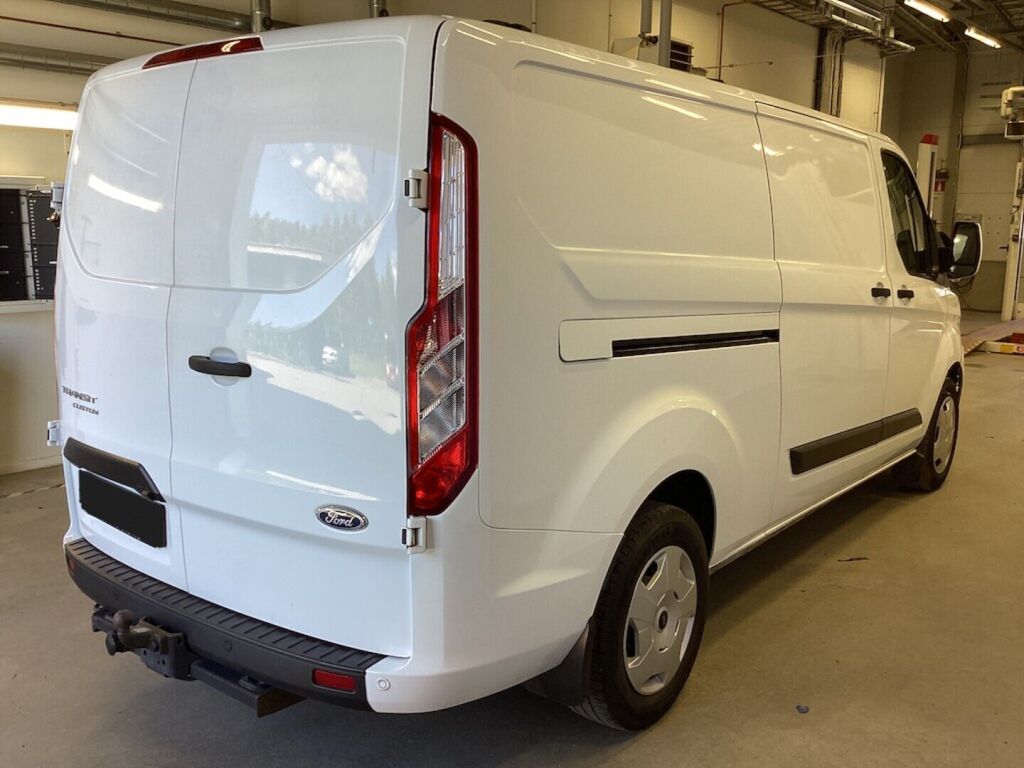 Ford Transit Custom 2023 Valkoinen/ Frozen White
