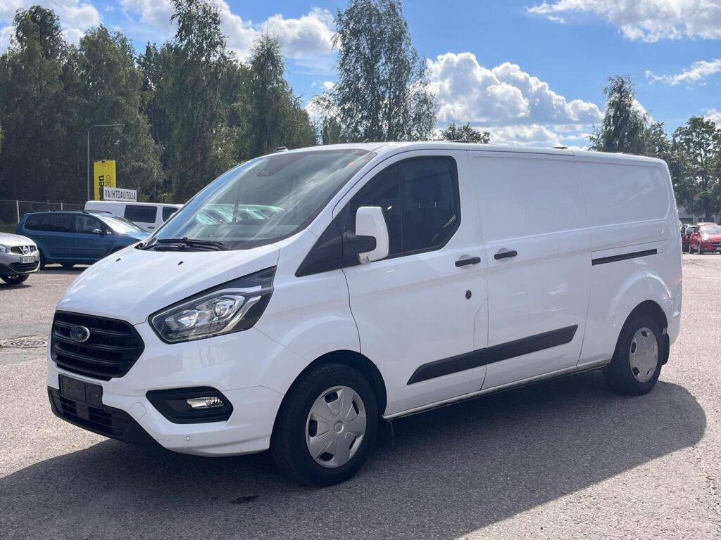 Ford Transit Custom 2023 Valkoinen/ Frozen White