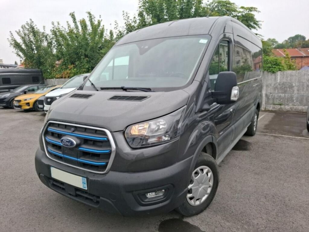 Ford Transit 2023 