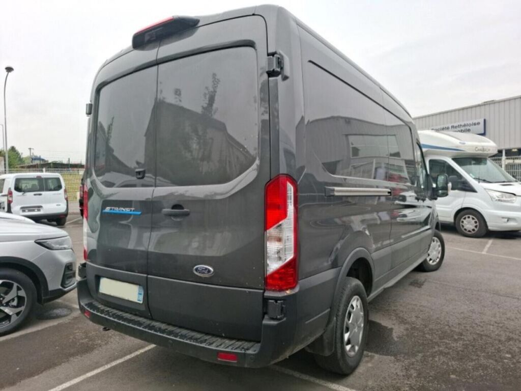Ford Transit 2023 