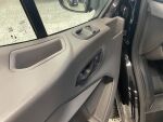Ford Transit 2023 met.musta