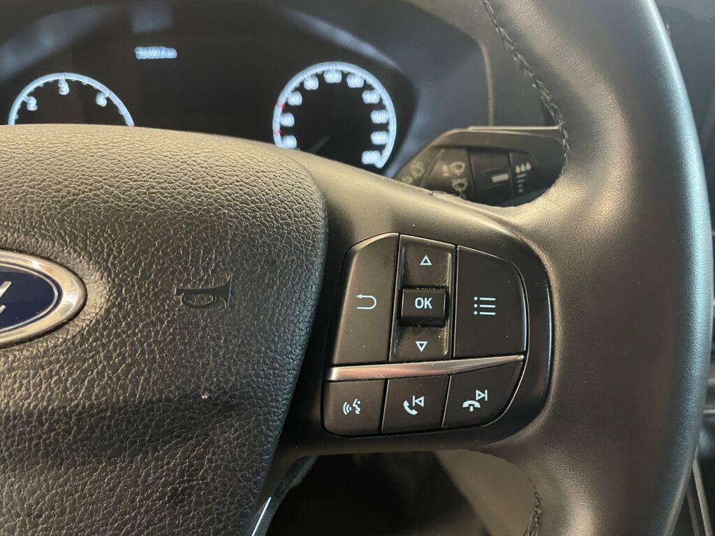 Ford Transit 2023 met.musta