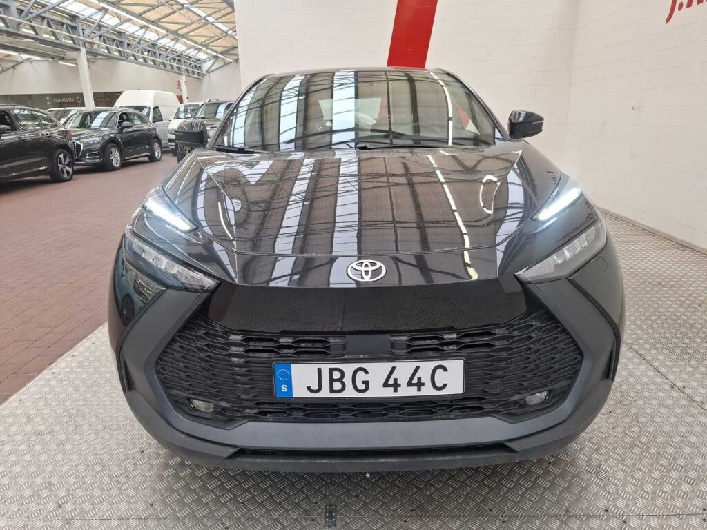 Toyota C-HR 2025 