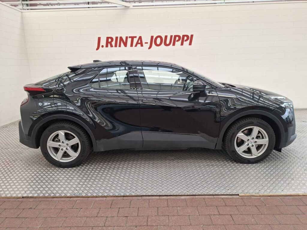 Toyota C-HR 2025 