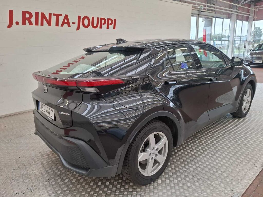 Toyota C-HR 2025 