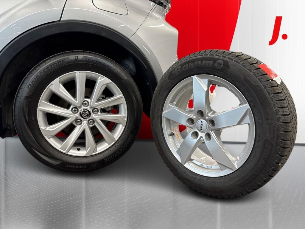 Toyota C-HR 2025 met.hopea