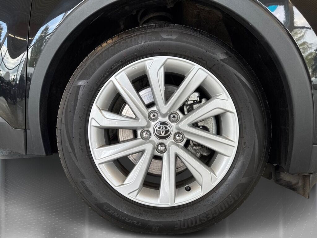 Toyota C-HR 2025 0