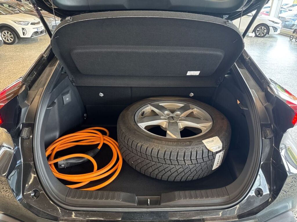 Toyota C-HR 2025 0