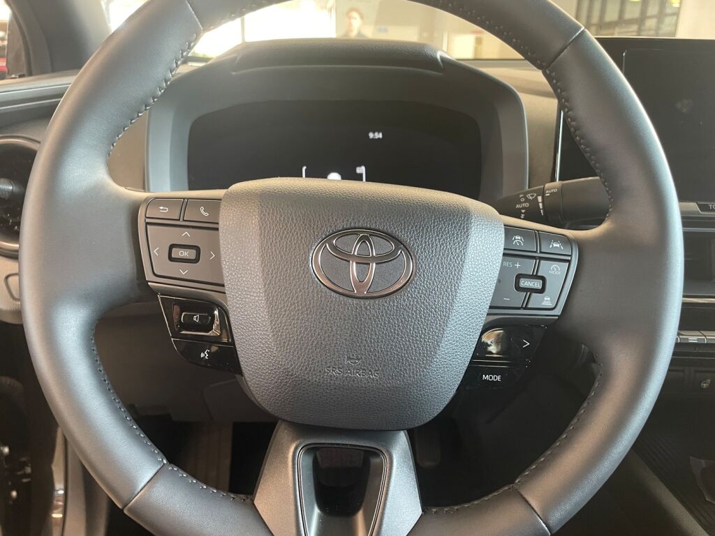 Toyota C-HR 2025 0