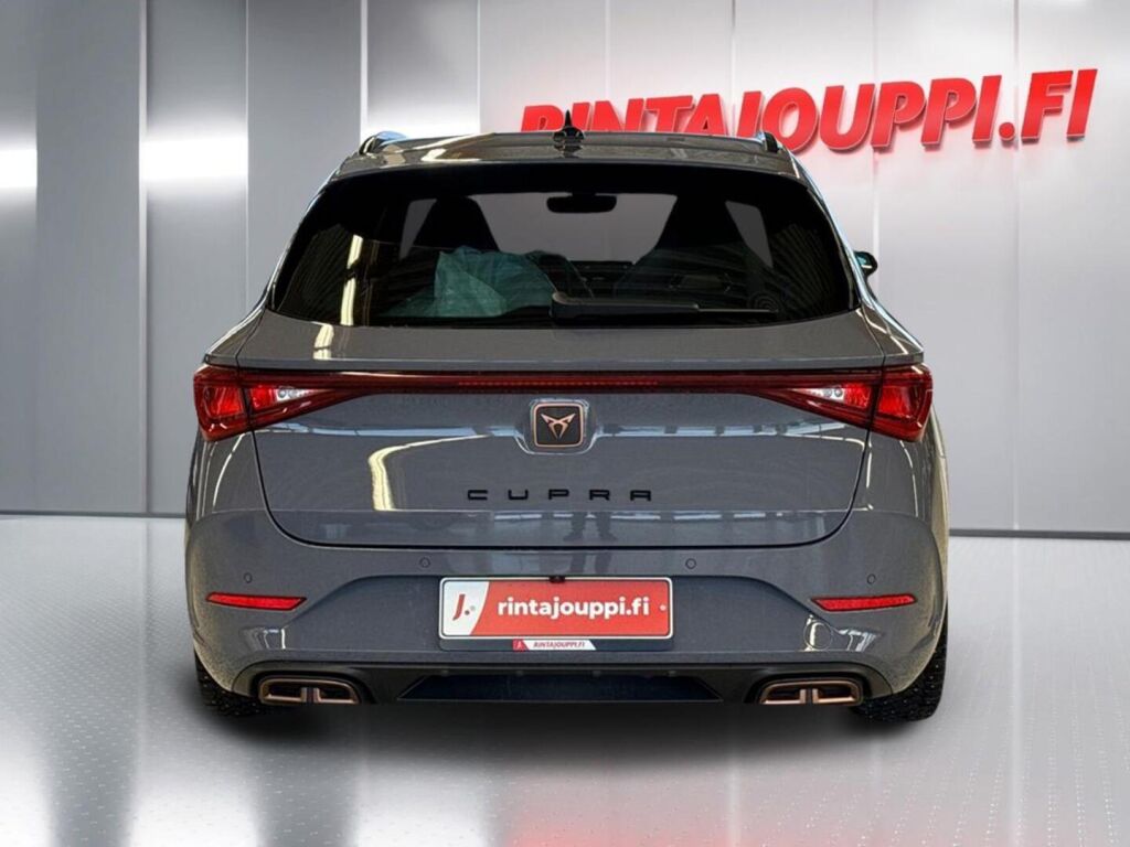 Cupra Leon Sportstourer 2024 Harmaa