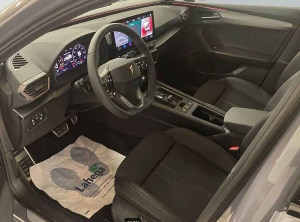 Cupra Leon Sportstourer 2024 Harmaa