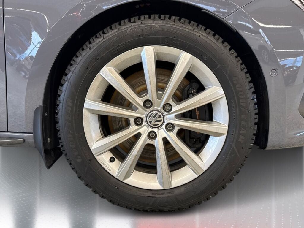 Cupra Leon Sportstourer 2024 Harmaa