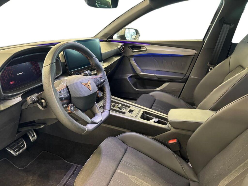 Cupra Leon Sportstourer 2024 Harmaa