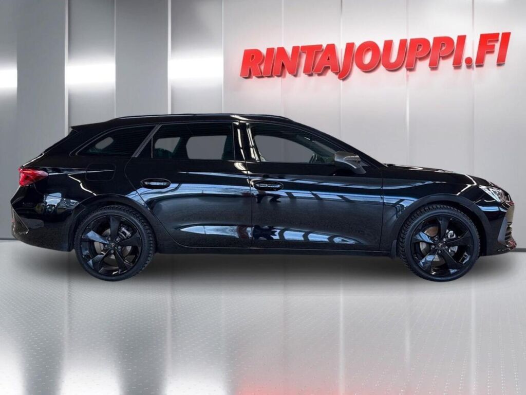 Cupra Leon Sportstourer 2024 Musta